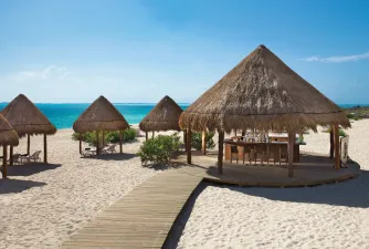 The Sand Bar at Dreams Playa Mujeres Golf & Spa Resort